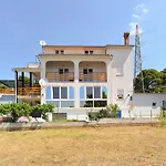 Apartments Dino 1374